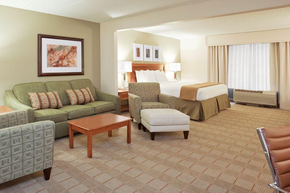 Holiday Inn Express Hotel & Suites Indianapolis Dtn-Conv Ctr By Ihg Екстер'єр фото