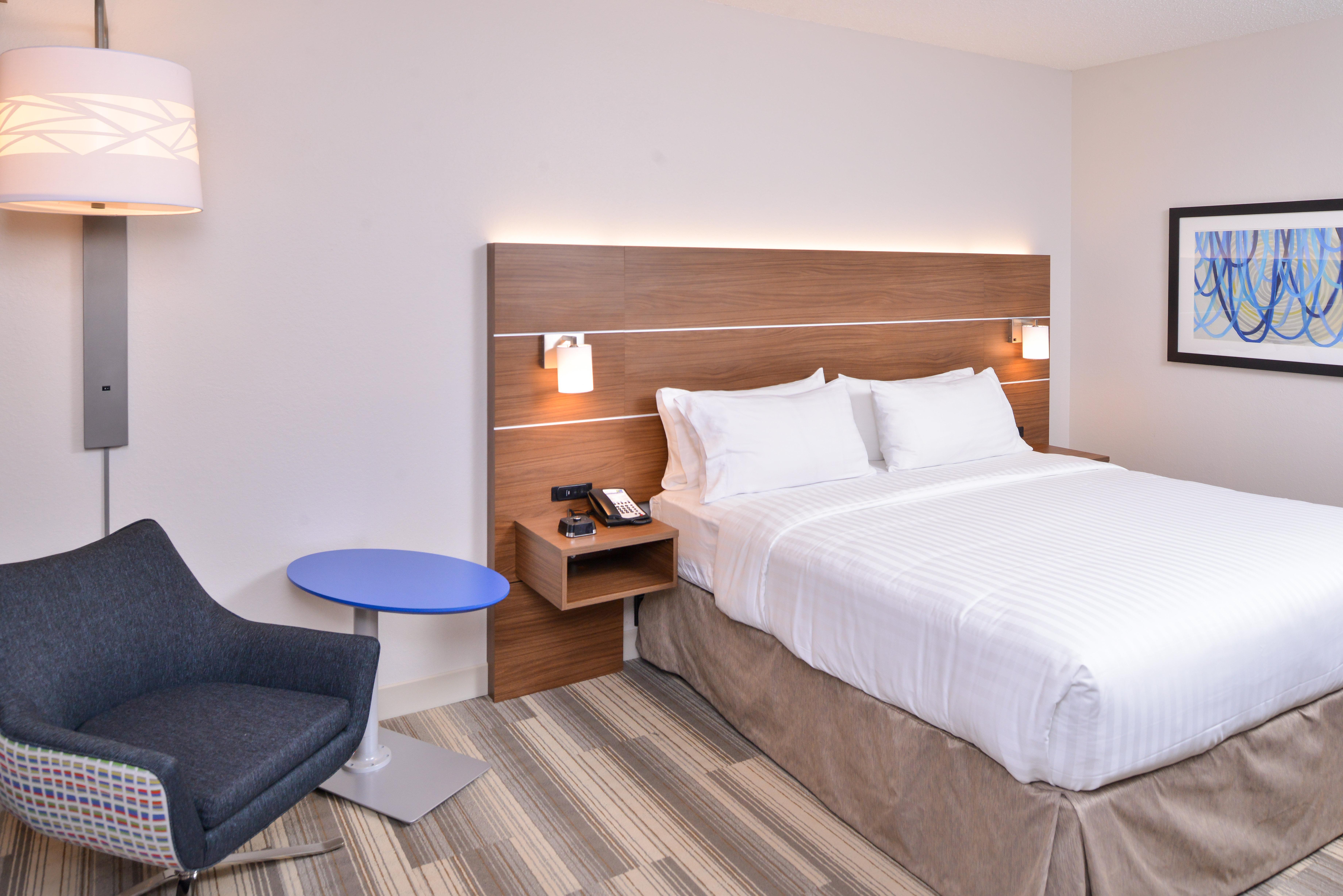 Holiday Inn Express Hotel & Suites Indianapolis Dtn-Conv Ctr By Ihg Екстер'єр фото
