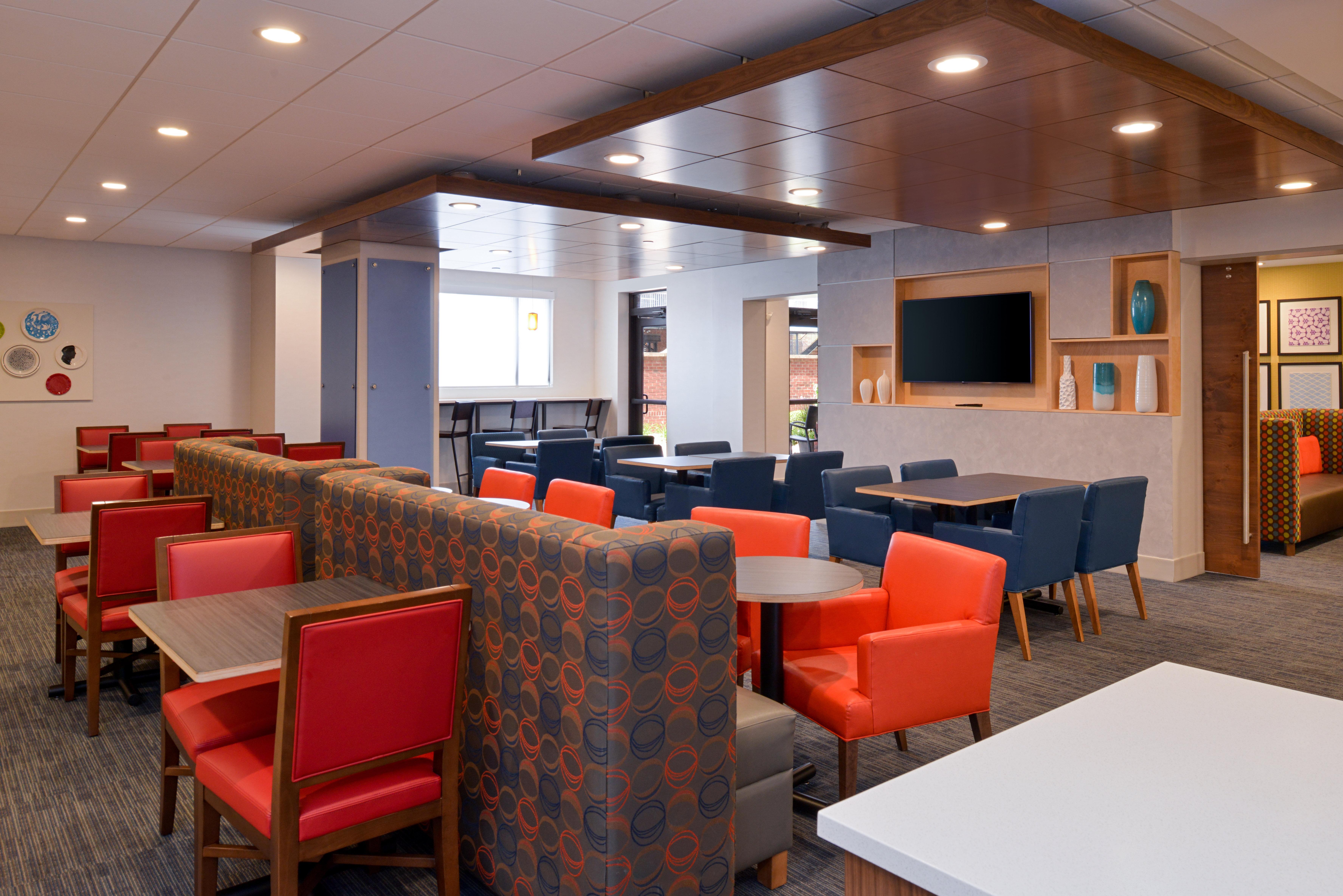 Holiday Inn Express Hotel & Suites Indianapolis Dtn-Conv Ctr By Ihg Екстер'єр фото